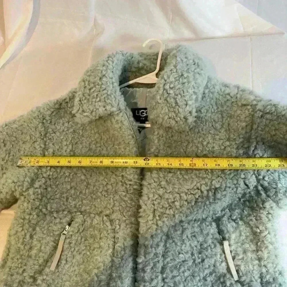 NWT! UGG WOMEN'S MAEVE SHERPA JACKET IN SIDEWALK COLOR L - Picture 12 of 16